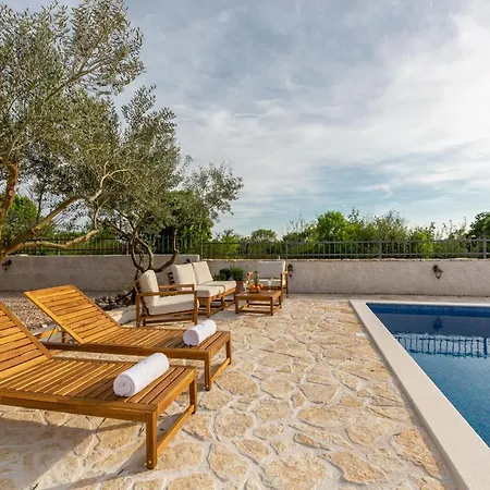 Seven Olives With Heated Pool Near Krka Waterfalls *