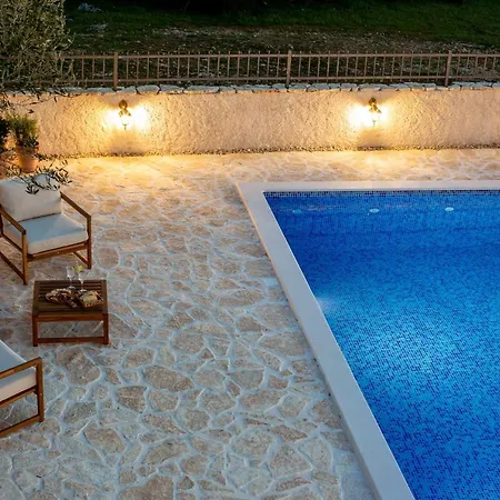 Villa Seven Olives With Heated Pool Near Krka Waterfalls *